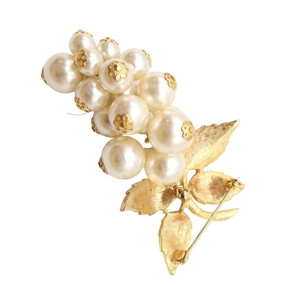 Vintage Gold Tone & Faux Pearl Large Grape Cluster Brooch MCM Mid Century - Picture 5 of 6